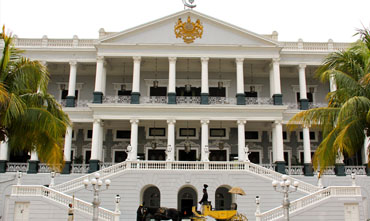 Taj Falaknuma Palace (Hyderabad, Andhra Pradesh)